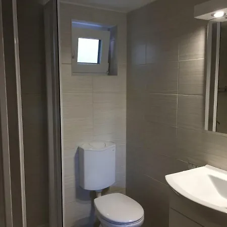 Jeruzsálemhegyi Apartman *